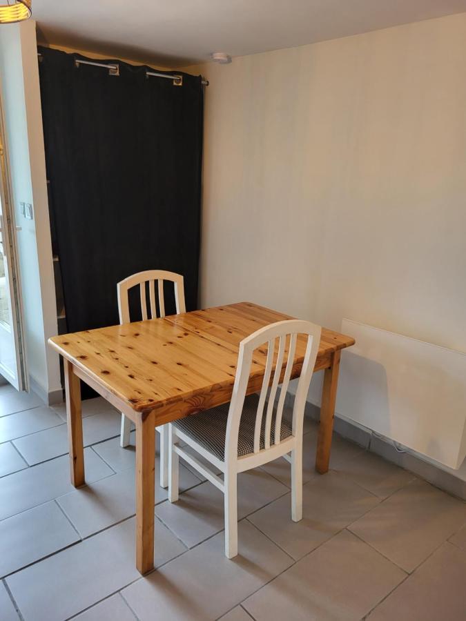 Avec Terrasse Apartment *